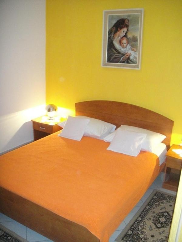 Apartments Ivan Orlic Vinisce Bagian luar foto