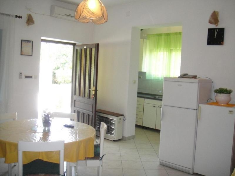 Apartments Ivan Orlic Vinisce Bagian luar foto